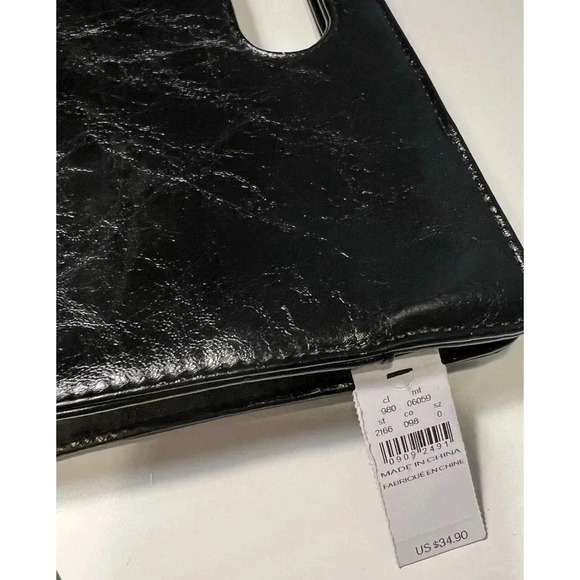NWT Express Clutch in Black - Picture 2 of 7